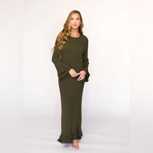 Maternity Dress Worth Collective